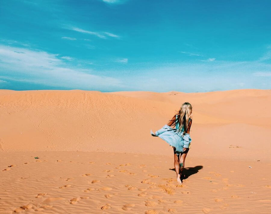 [red dunes]
