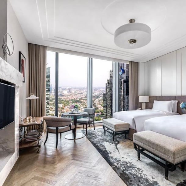 best luxury hotels in Jakarta