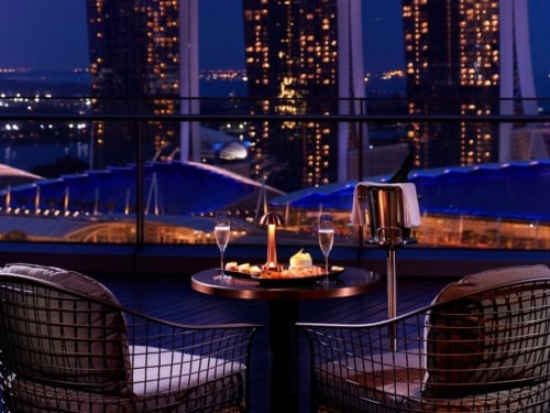 best bars in singapore